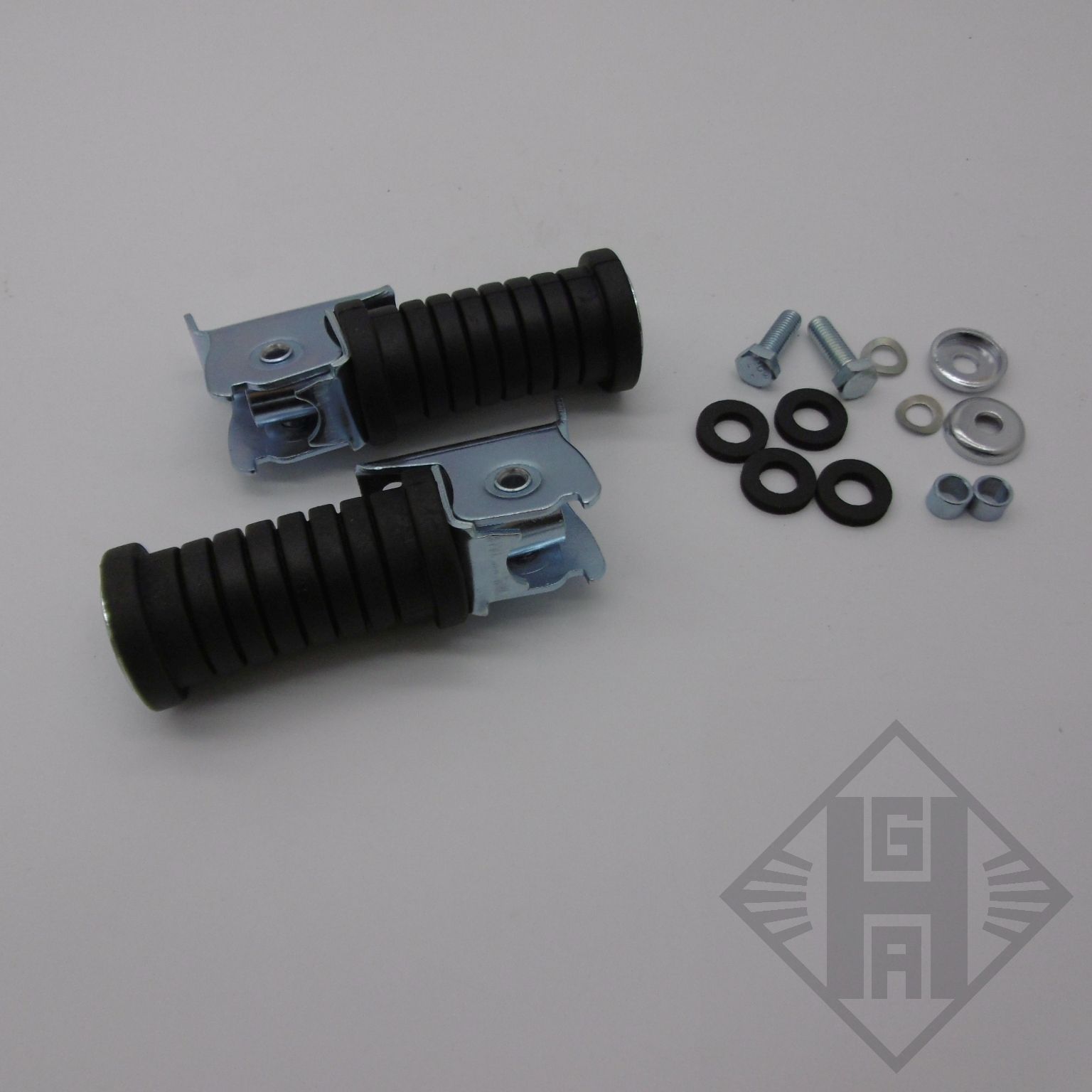 thumbnail image 2 of Paar Simson Fußrasten Gummi (Alte Form) – DDR S51 S50 S70 SR4 MZ – KOWALIT 2 Stück Set 2 of 5