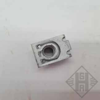 Klammer Luftfiltergehaeuse Fumo E45 Multicar FUMO M30 Motor 547935 1.jpeg