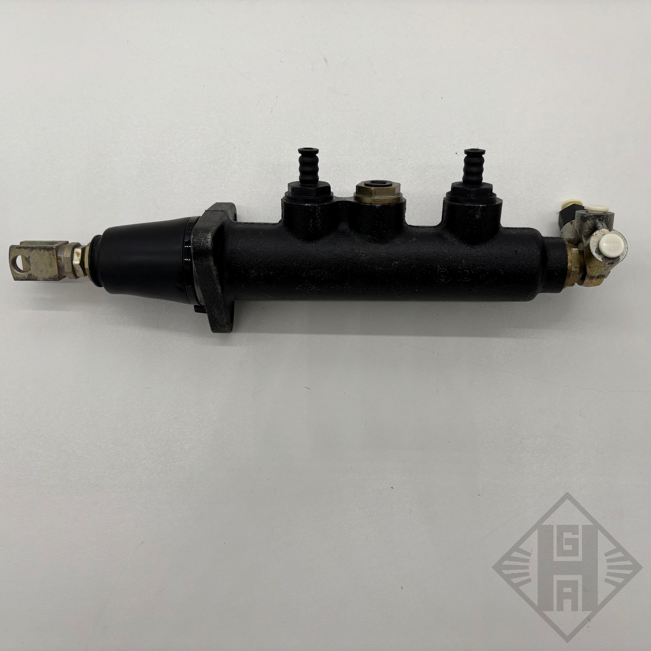 Hauptbremszylinder original Robur Hauptbremszylinder original Robur IFA Robur Bremse 1368725 1.jpeg