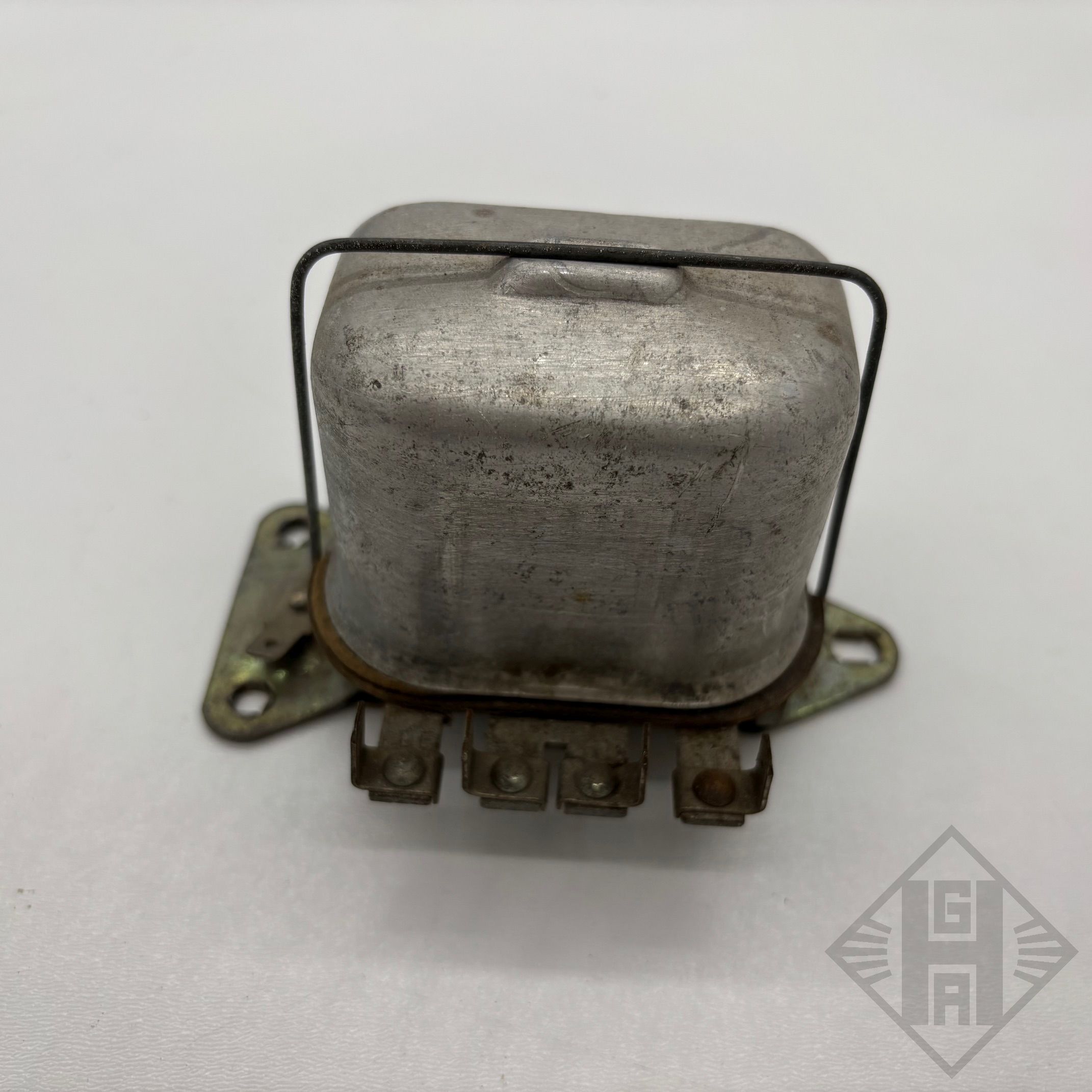 Regler 12V 220W 8102.18 Drehstromlichtmaschine Trabant 601, Wartburg 311, 312, 353, Barkas B1000, Multicar M25 Regler 12V 220W 8102.18 Drehstromlichtmaschine Trabant 601 Wartburg 311 312 353 Barkas B1000 Multicar M25 Trabant 601 Motor 1368563 1.jpeg