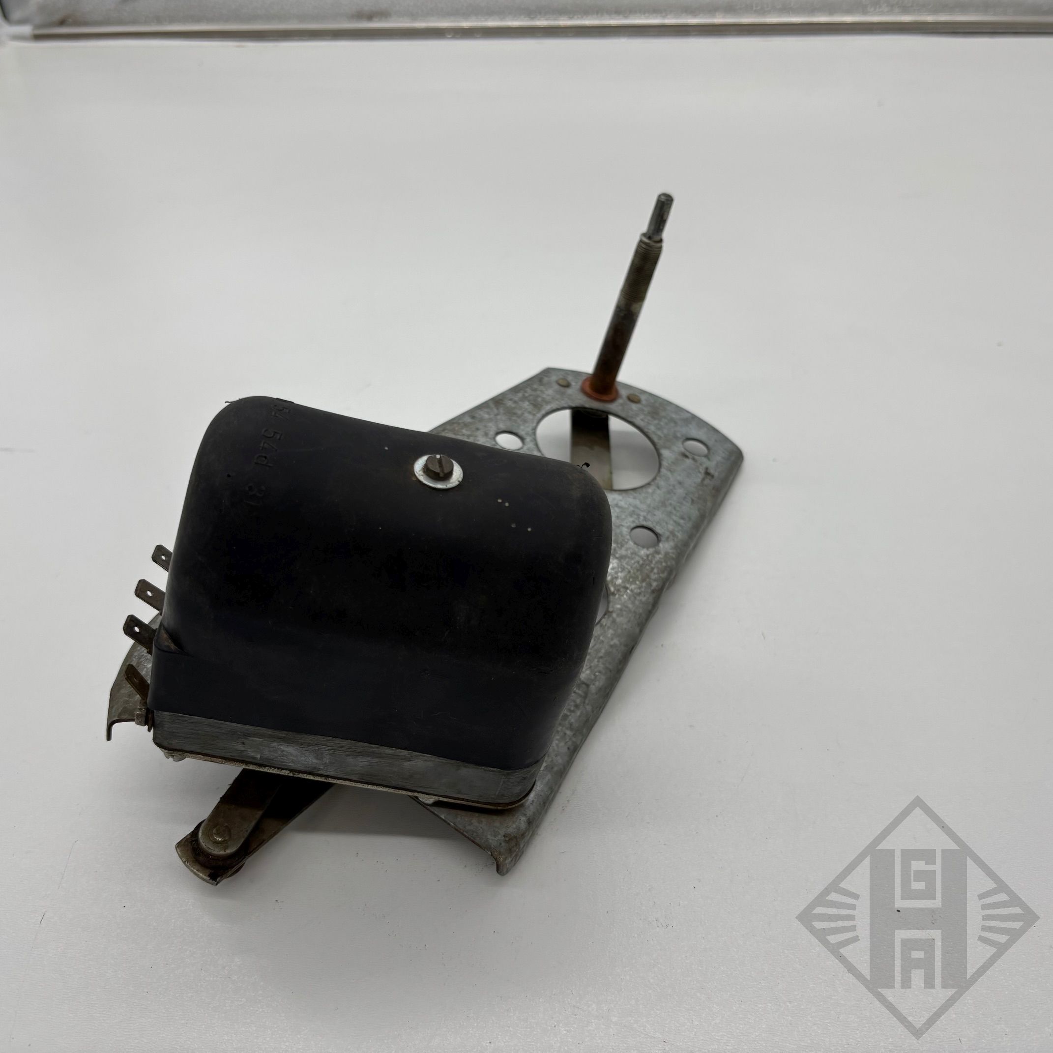 Wischergestänge rechts mit Wischermotor 24V IFA W50, L60, Robur LO, LD 3 Bild2