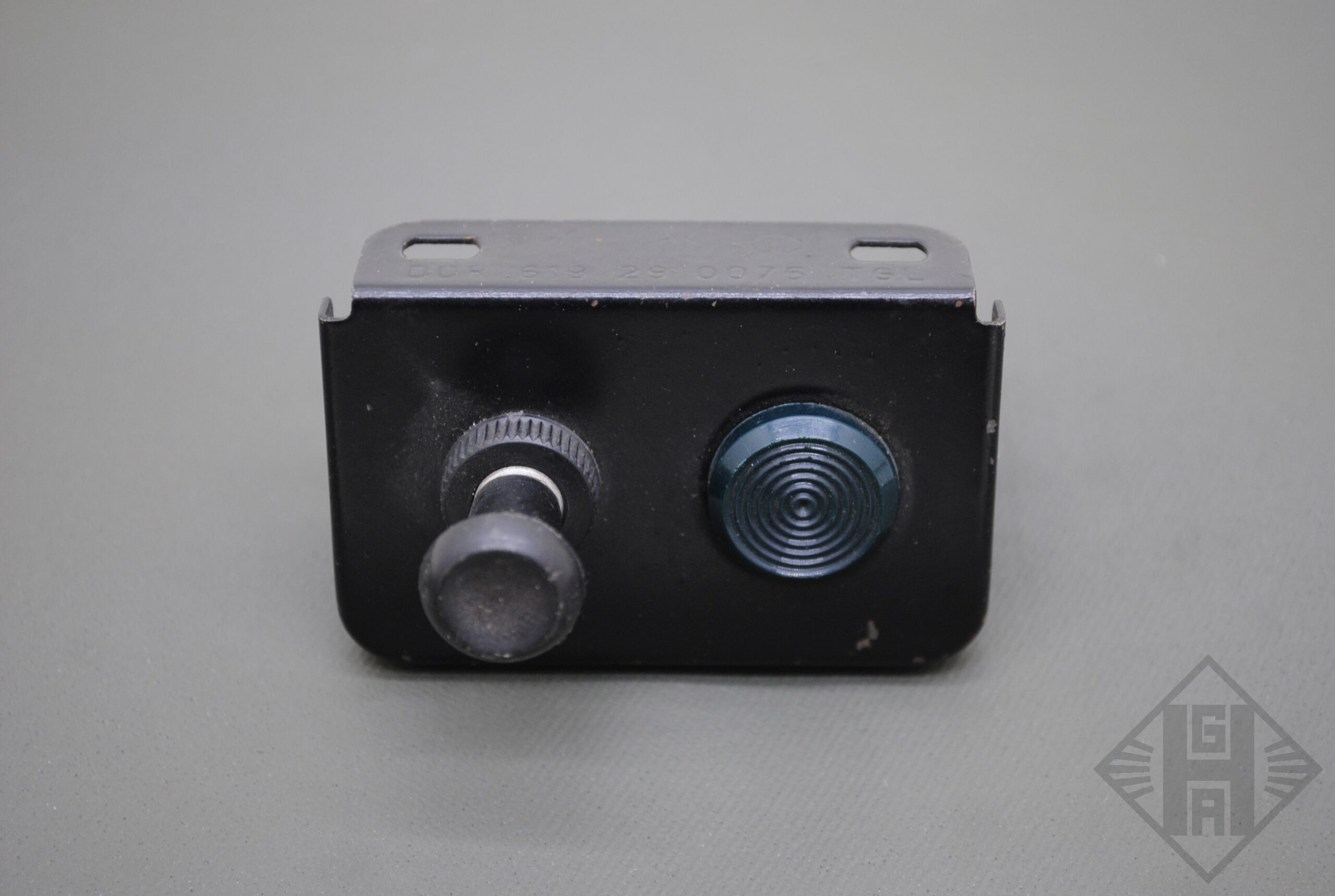 Zugschalter mit grüner Kontrollleuchte Nebelscheinwerfer Trabant 500, 600, 601, Wartburg 311, 312, 353, Barkas B1000, Robur DSC 0020