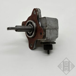 Drehzahlmesserantriebsgehäuse kplt. mit Antriebswelle, Zahnrad, Dichtung IFA L60 IMG 3489